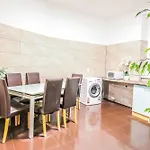 Comfortable Accommodations In The Alterlaa Area Lv6