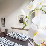 Comfortable Accommodations In The Alterlaa Area Lv6