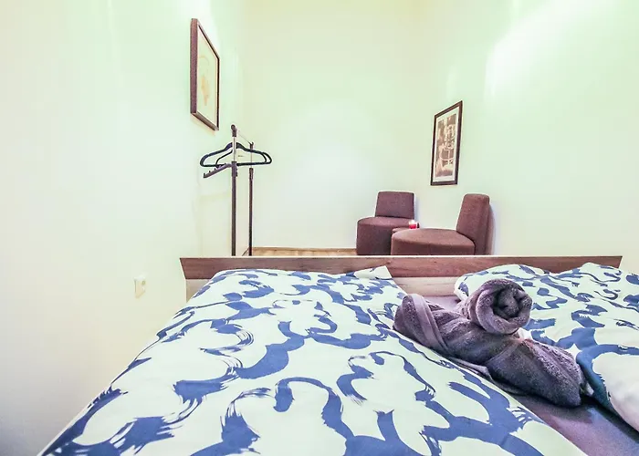 Comfortable Accommodations In The Alterlaa Area Lv6